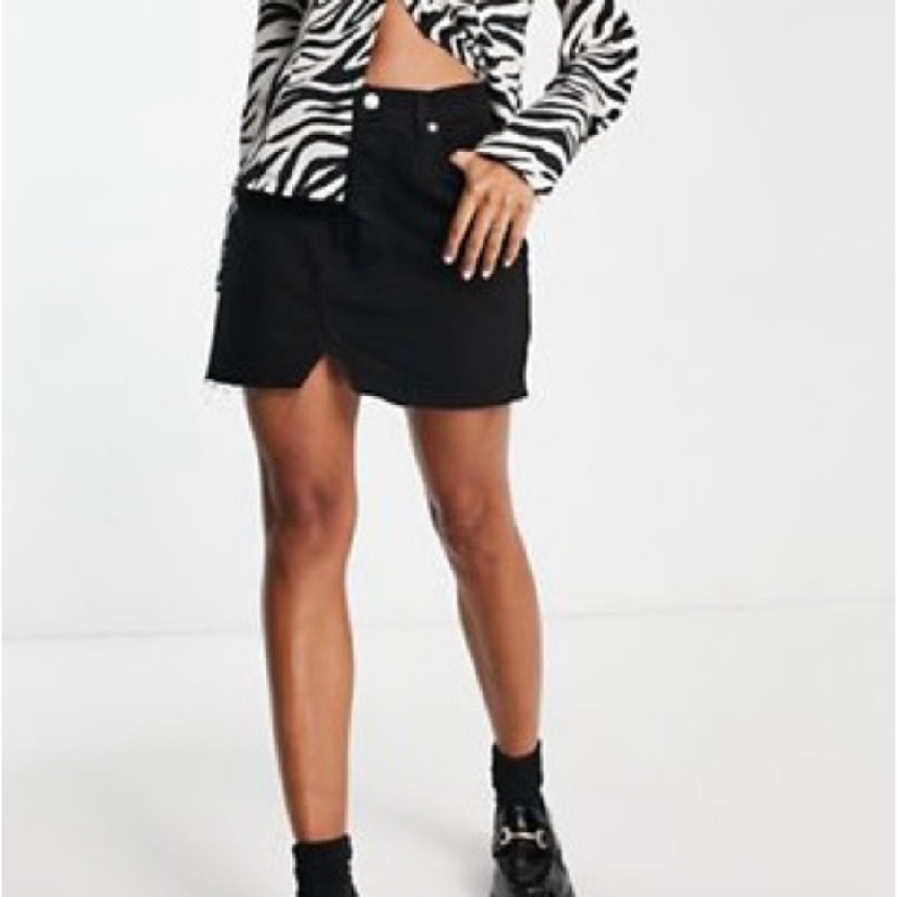 ASOS DESIGN Denim Original Mini Skirt - Black, US Size 14, Brand New with Tags